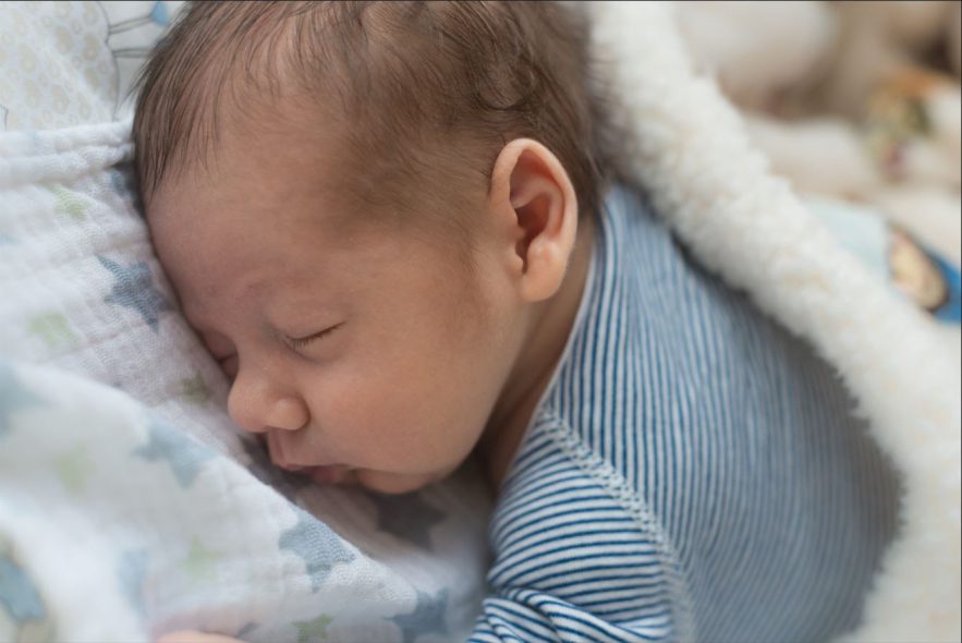 A baby side sleeper pillow can prevent a baby from sleeping on their stomach