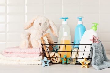 must have items for newborn - bathing baby essentials